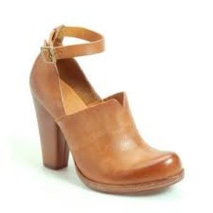 RARE! NIB Kork-Ease paulette mary janes
